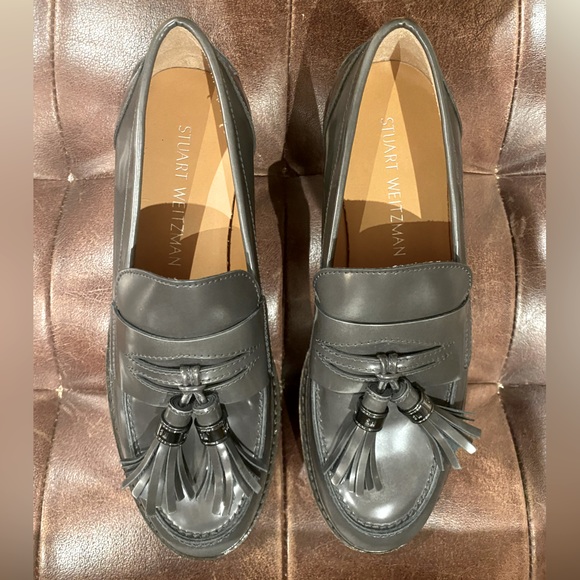 NWOT Stuart Weitzman Grey Leather Loafers - Picture 9 of 13